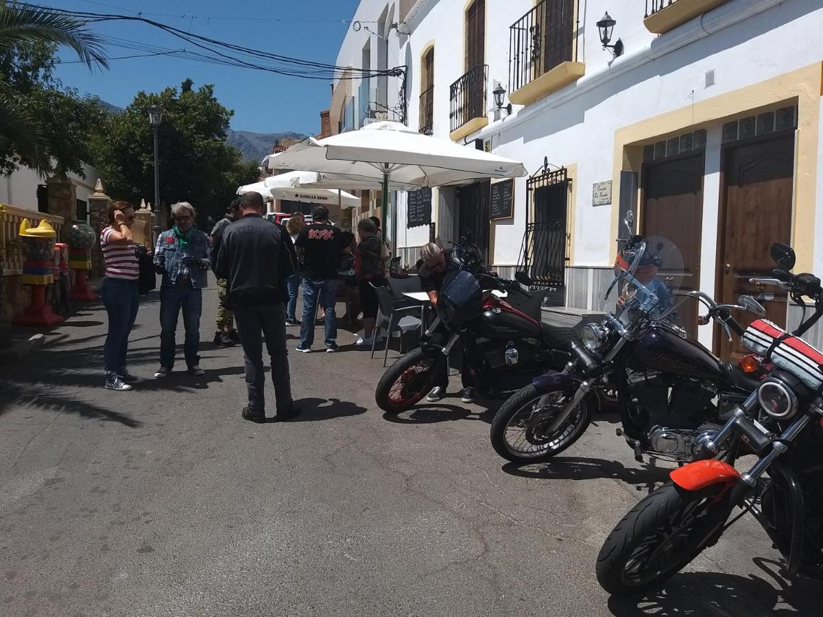 Pension La Fuente Abrucena Εξωτερικό φωτογραφία